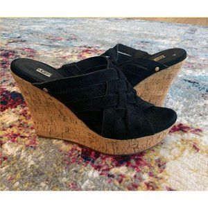 UGG AUSTRALIA Black Cork Wedges Sz 9.5